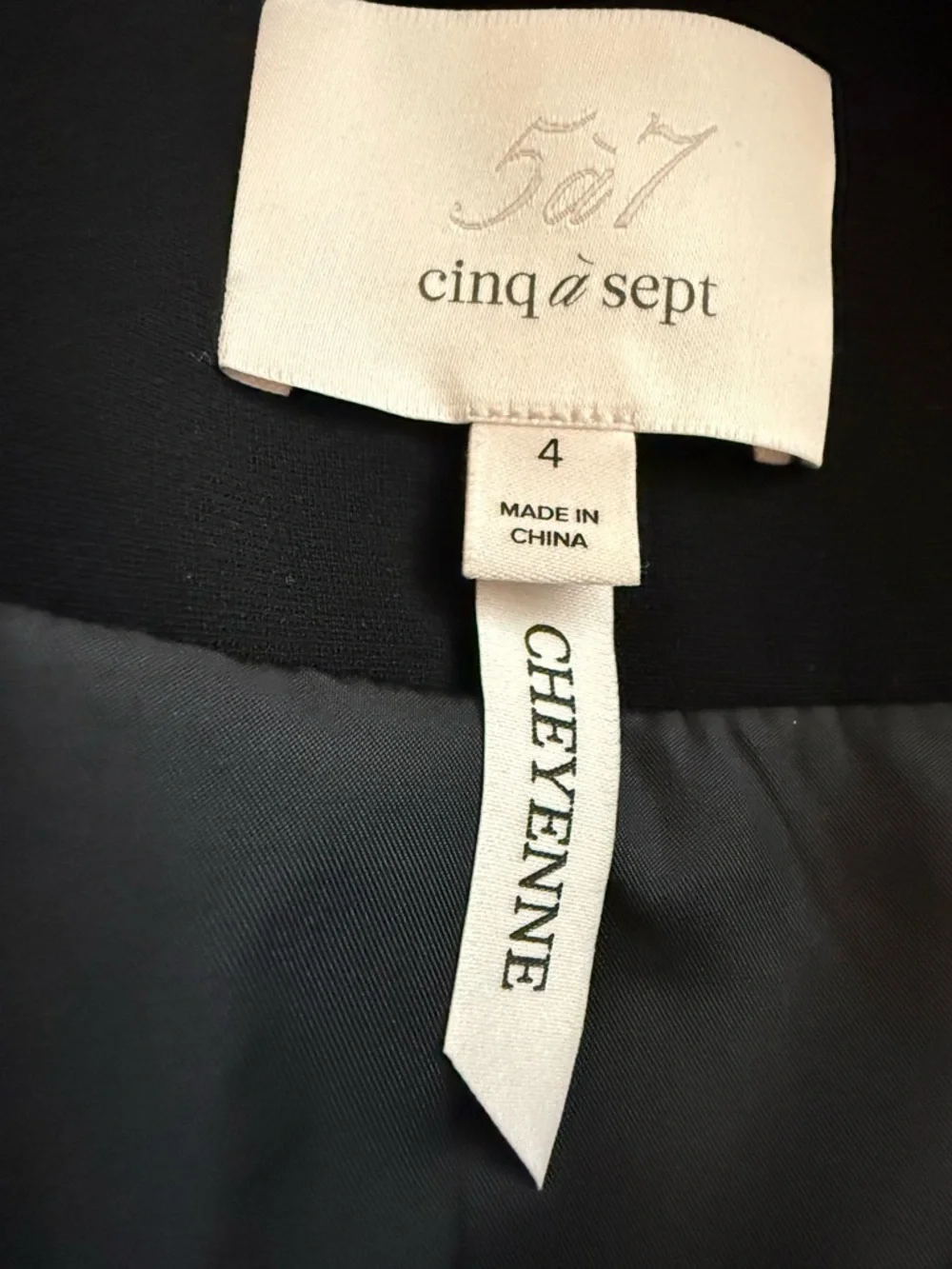 Cinq à Sept
Amour Cheyenne Embroidered Blazer - Picture 15 of 16